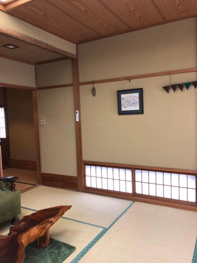 Yasuragi Guest House&Bar Hita Extérieur photo