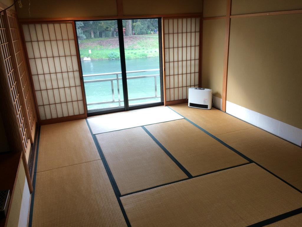 Yasuragi Guest House&Bar Hita Extérieur photo