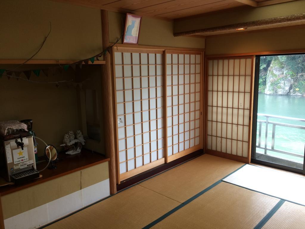 Yasuragi Guest House&Bar Hita Extérieur photo